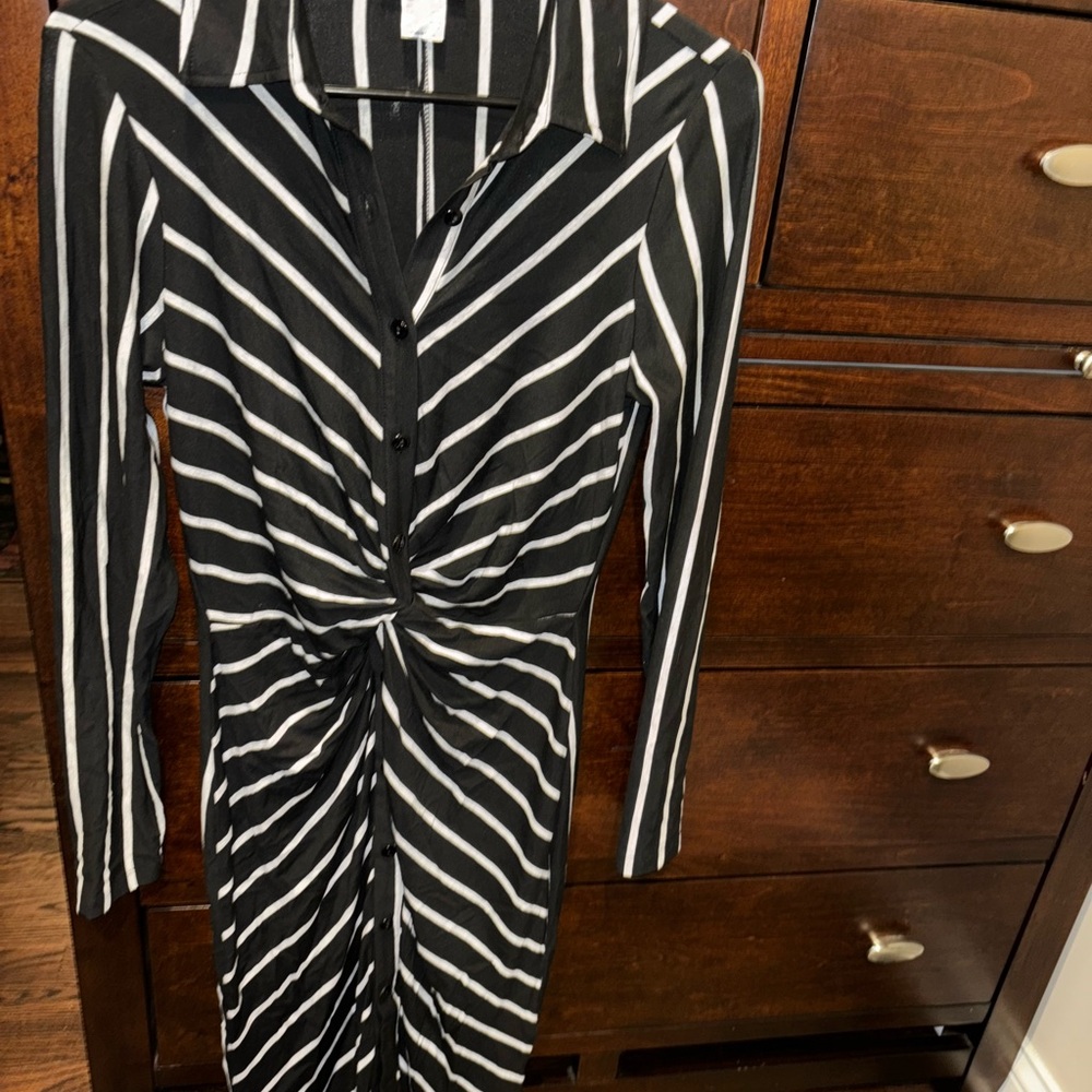 Striped Knot Detail Shirt Dress. Small new - Picture 2 of 7